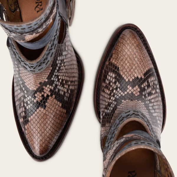 BOTA CUADRA EN PIEL DE PITON BELLY PLUNGE BLUSH - Image 6
