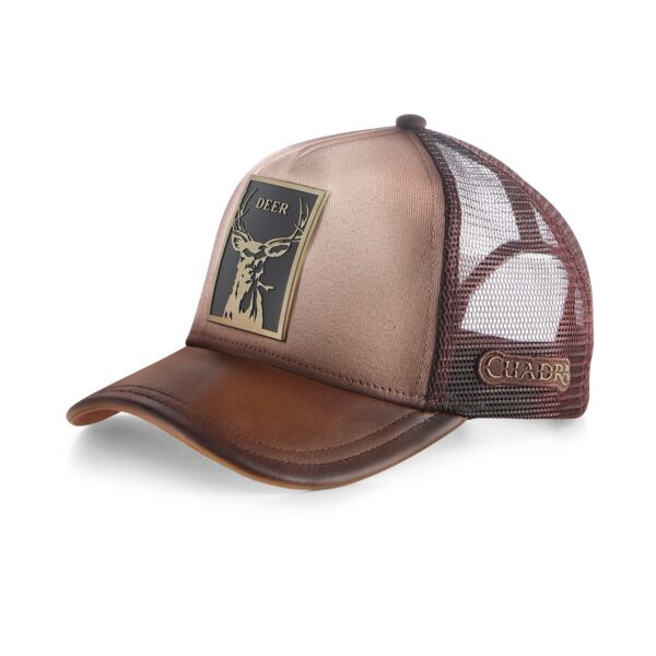 GORRA CUADRA CON DISEÑO DE VENADO - Image 2
